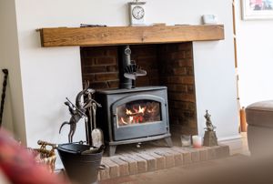 Lounge- click for photo gallery